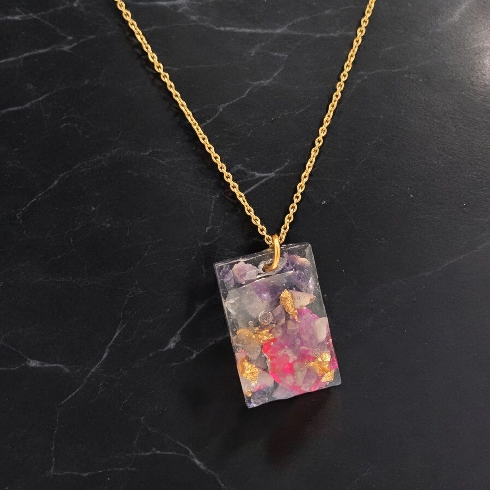 Rose Quartz & Amethyst Gold and Multicolor Pendant Necklace